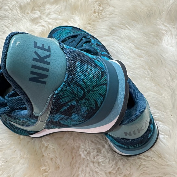 NIKE INTERNATIONALIST GPX 682912 400 - Picture 5 of 7